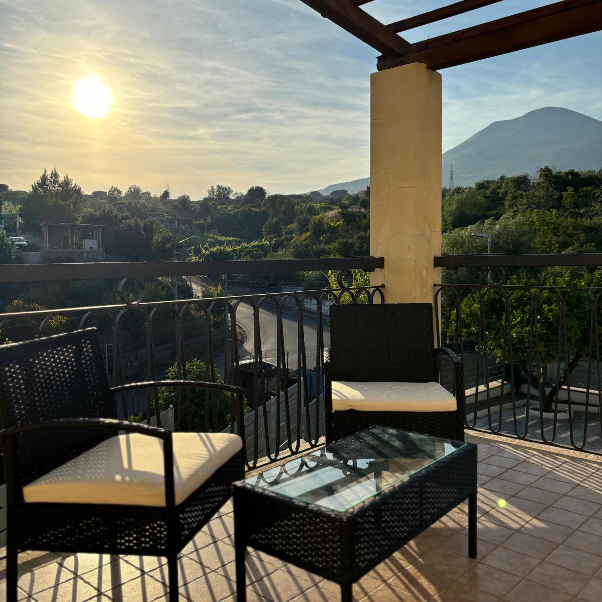 Villa Manzo-Pompei Vesuvius holiday house Boscotrecase Exterior foto